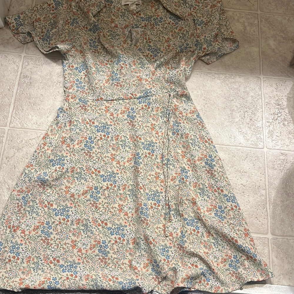 Floral flowy dress